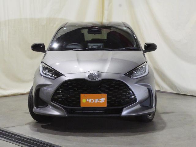 ヤリス ハイブリッドZ 登録済未使用車 8インチディスプレイオーディオPlus(車載ナビ)/フルセグTV Bluetooth接続 LEDヘッドライト バックモニター(6枚目)