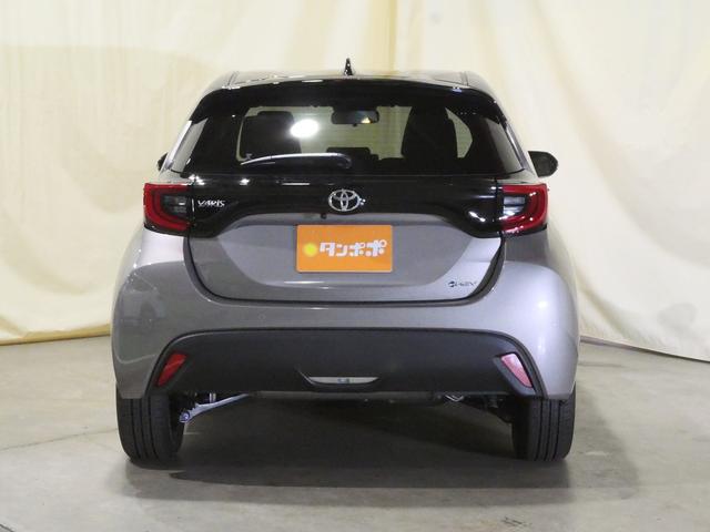 ヤリス ハイブリッドZ 登録済未使用車 8インチディスプレイオーディオPlus(車載ナビ)/フルセグTV Bluetooth接続 LEDヘッドライト バックモニター(8枚目)