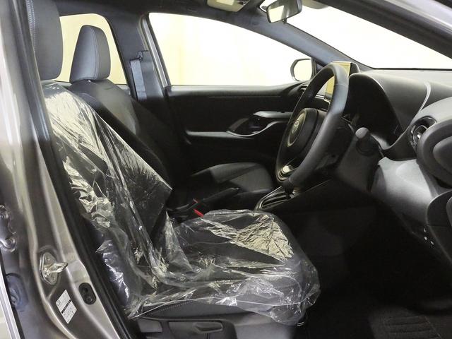 ヤリス ハイブリッドZ 登録済未使用車 8インチディスプレイオーディオPlus(車載ナビ)/フルセグTV Bluetooth接続 LEDヘッドライト バックモニター(14枚目)
