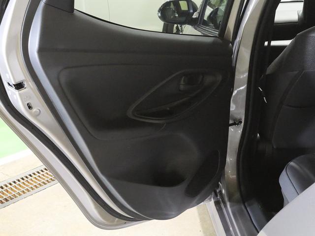 ヤリス ハイブリッドZ 登録済未使用車 8インチディスプレイオーディオPlus(車載ナビ)/フルセグTV Bluetooth接続 LEDヘッドライト バックモニター(24枚目)