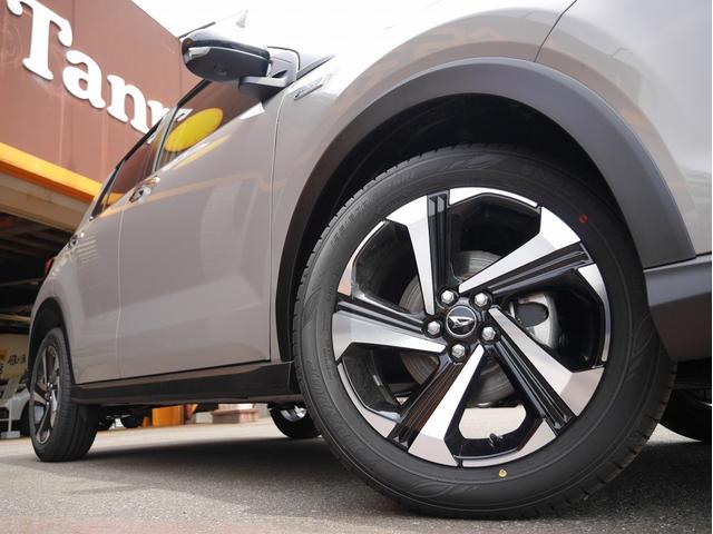 ロッキー プレミアムG HEV 登録済未使用車 9インチスマホ連携ディスプレイオーディオ パノラマモニタ-パック スマートキー(5枚目)