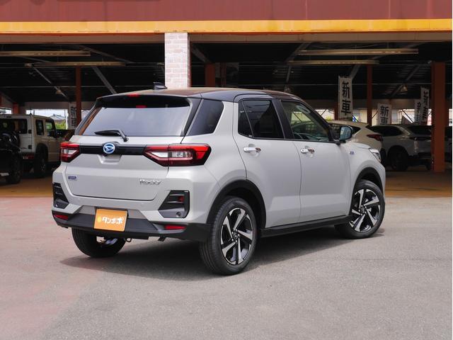 ロッキー プレミアムG HEV 登録済未使用車 9インチスマホ連携ディスプレイオーディオ パノラマモニタ-パック スマートキー(7枚目)