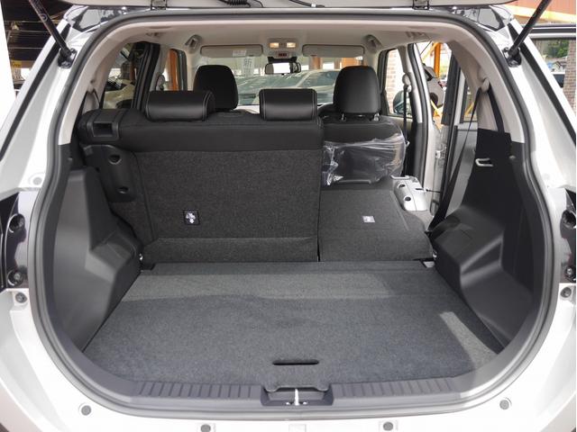 ロッキー プレミアムG HEV 登録済未使用車 9インチスマホ連携ディスプレイオーディオ パノラマモニタ-パック スマートキー(12枚目)