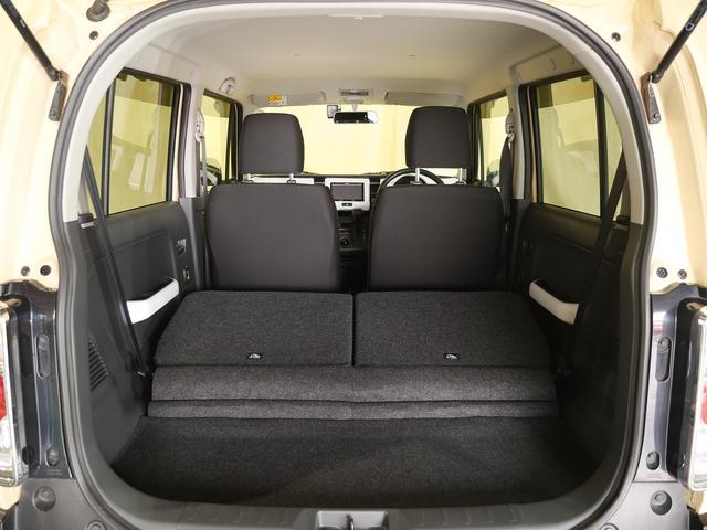 ■後部座席を倒すことで室内広々空間♪