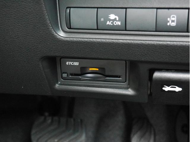 セレナ ｅ－４ＯＲＣＥ　ハイウェイスターＶ　純正１２．３インチナビ　ＥＴＣ２．０　プロパイロット　アランドビューモニター　ＬＥＤヘッドランプ　ステアリング＆シートヒーター　前後ドライブレコーダー　１００Ｖ電源（60枚目）