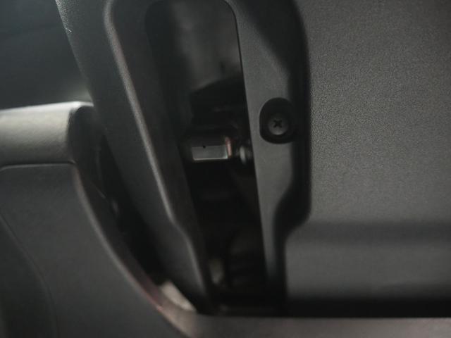 アクア Ｓ　ＣＤデッキ　パワーウインドウ／電動ドアミラー　横滑り防止　ウインカーミラー　ステアリングスイッチ　ホイールキャップ　ハロゲンヘッドライト（47枚目）