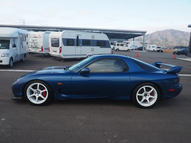 ＲＸ－７ タイプＲバサースト　ＡＤＶＡＮ　ＲＧＩＩ　ＨＫＳ車高調　Ｒｍａｇｉｃマフラー　ＡＰＥＸｉフルコン　ＦＣコマンダー　Ｄｅｆｉ追加メーター　ＨＫＳターボタイマー　メモリーナビ　ＥＴＣ　リアスポイラー　純正ナルディステア（41枚目）