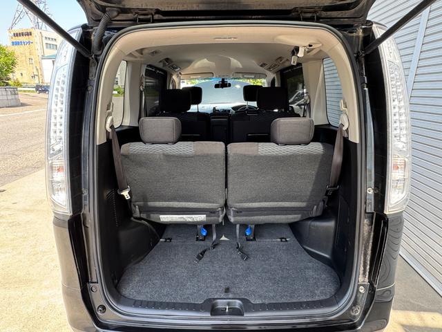 セレナ ２０Ｘ　４ＷＤ、スマートキー、プッシュスタート、両側オートスライドドア、バックカメラ、ＥＴＣ、エマージェンシーブレーキ、レーンキープ、フルセグ（11枚目）
