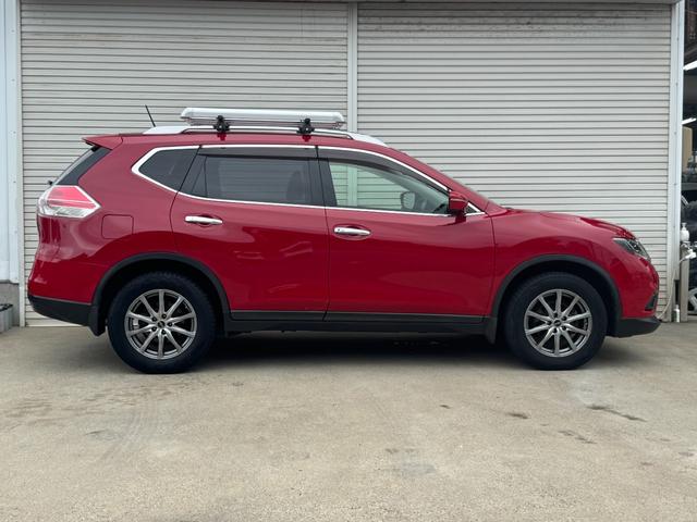 エクストレイル 20X エマージェンシーブレーキパッケージ 4WD リアモニター フルセグ バックカメラ シートヒーター エアコン送風付きカップホルダー HDDナビ Bluetooth ETC ルーフレール アイドリングストップ レベライザー デュアルエアコン(5枚目)