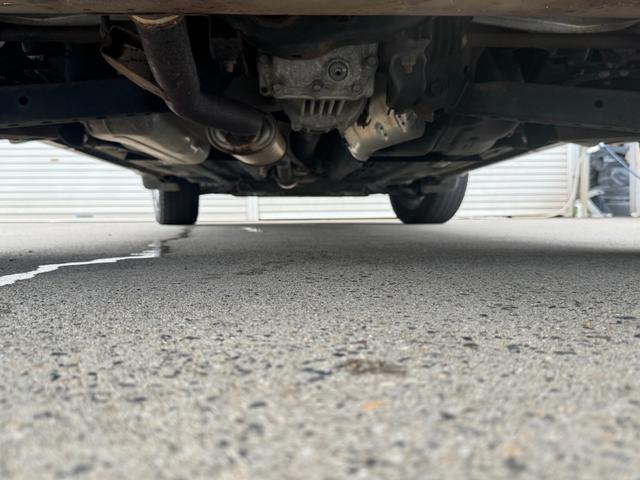 エクストレイル 20X エマージェンシーブレーキパッケージ 4WD リアモニター フルセグ バックカメラ シートヒーター エアコン送風付きカップホルダー HDDナビ Bluetooth ETC ルーフレール アイドリングストップ レベライザー デュアルエアコン(10枚目)