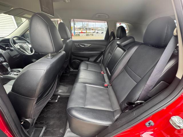 エクストレイル 20X エマージェンシーブレーキパッケージ 4WD リアモニター フルセグ バックカメラ シートヒーター エアコン送風付きカップホルダー HDDナビ Bluetooth ETC ルーフレール アイドリングストップ レベライザー デュアルエアコン(16枚目)