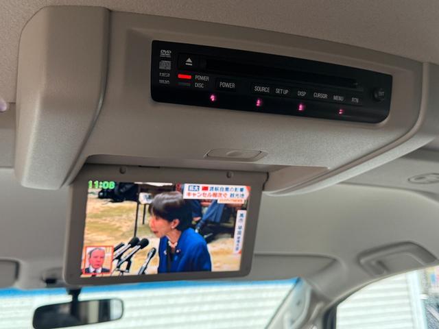 デリカＤ：５ Ｇ　プレミアム　両側オートスライドドア　パワーバックドア　地デジ　バック・フロント・サイドカメラ　フリップダウンモニター　ロックフォードサウンド　ＨＤＤナビ　電動シート　シートヒーター　ＨＩＤヘッドライト（22枚目）