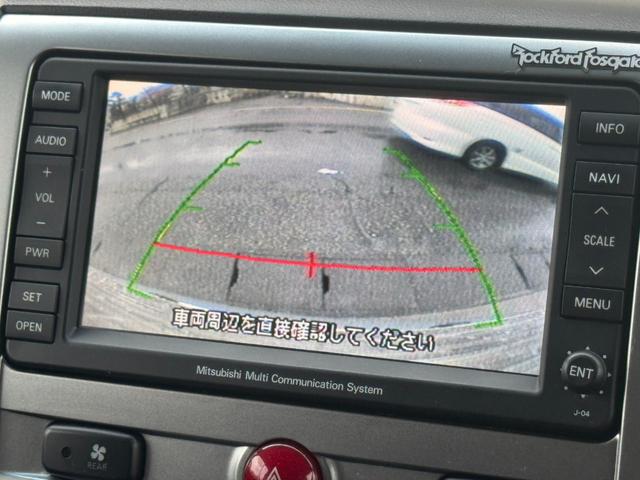 デリカＤ：５ Ｇ　プレミアム　両側オートスライドドア　パワーバックドア　地デジ　バック・フロント・サイドカメラ　フリップダウンモニター　ロックフォードサウンド　ＨＤＤナビ　電動シート　シートヒーター　ＨＩＤヘッドライト（33枚目）