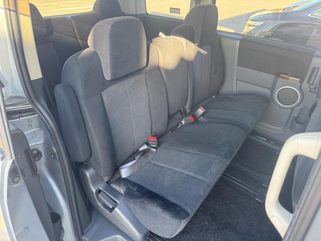 デリカＤ：５ エクシードＩＩ　関東仕入　４ＷＤ左側オートスライド　ＥＴＣ（ビルトイン）　クルコン　フルセグ　ＨＤＤナビ　ラリアートサスペンションキット（スポーツサスペンション）　スマートキー　バックカメラ　　サイド・フロントカメラ（22枚目）