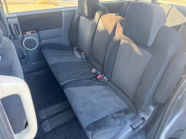 デリカＤ：５ エクシードＩＩ　関東仕入　４ＷＤ左側オートスライド　ＥＴＣ（ビルトイン）　クルコン　フルセグ　ＨＤＤナビ　ラリアートサスペンションキット（スポーツサスペンション）　スマートキー　バックカメラ　　サイド・フロントカメラ（24枚目）