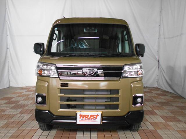 アトレー ＲＳ　届出済未使用車　４ＷＤ　ターボ　スマートアシスト　クルーズコントロール　両側パワースライドドア　ＬＥＤヘッドライト　ＬＥＤフォグ　スマートキー２個　プッシュスタート　オーバーヘッドコンソール（3枚目）