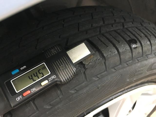 Ｎ－ＢＯＸ Ｇホンダセンシング　ホンダセンシング　ナビ装着パッケージ　バックカメラ　社外ナビ　ＬＥＤヘッド　ビルトインＥＴＣ　スマートキー２個　プッシュスタート　レーダークルーズ　ステアリングスイッチ　ベンチシート　電格ミラー（42枚目）