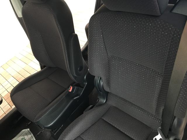 スペイド Ｆ　バックカメラ　ＢＴオーディオ　ＳＤ再生　ＡＵＸ端子　純正ナビ　スマートキー２個　プッシュスタート　パワースライドドア　電格ミラー　アームレスト　シートリフター（9枚目）