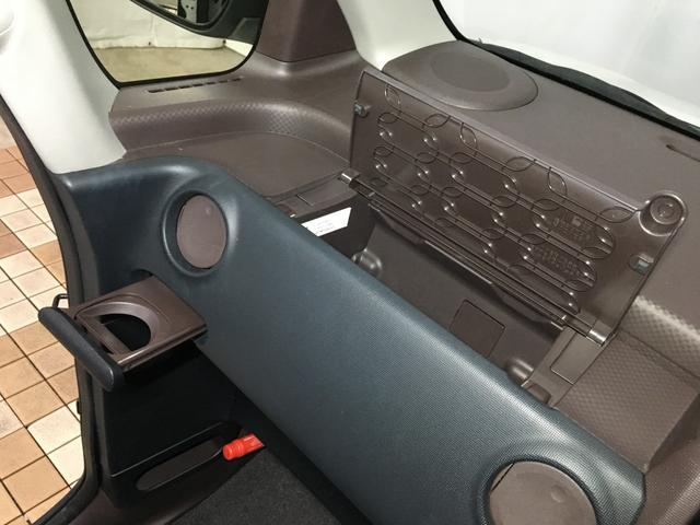 スペイド Ｆ　バックカメラ　ＢＴオーディオ　ＳＤ再生　ＡＵＸ端子　純正ナビ　スマートキー２個　プッシュスタート　パワースライドドア　電格ミラー　アームレスト　シートリフター（45枚目）