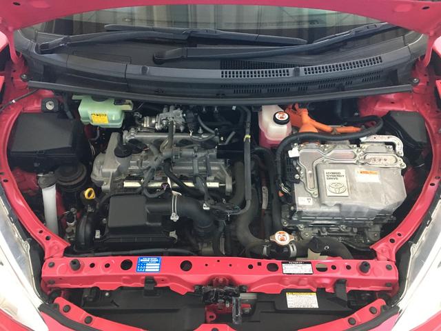 アクア Ｓ　セーフティセンス　ＢＴオーディオ　ワンセグ　ＤＶＤ再生　社外ナビ　スマートキー　プッシュスタート　ワイパーヒーター　オートライト　スペアタイヤ　電格ミラー　シートリフター　タイミングチェーン（19枚目）