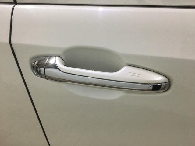 クラウンハイブリッド ロイヤルサルーン　バックカメラ　シートヒーター　純正ＨＤＤナビ　フルセグ　ＤＶＤ再生　ＢＴオーディオ　ＵＳＢポート　ＨＩＤヘッド　ＬＥＤフォグ　ビルトインＥＴＣ　スマートキー　ステアスイッチ　パワーシート　ソナー（21枚目）