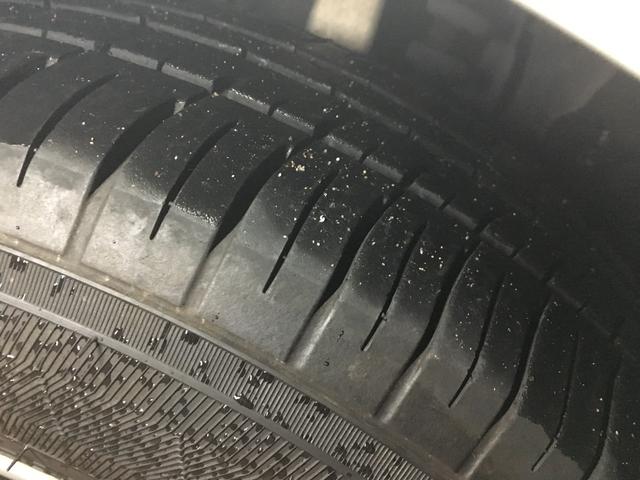 クラウンハイブリッド ロイヤルサルーン　バックカメラ　シートヒーター　純正ＨＤＤナビ　フルセグ　ＤＶＤ再生　ＢＴオーディオ　ＵＳＢポート　ＨＩＤヘッド　ＬＥＤフォグ　ビルトインＥＴＣ　スマートキー　ステアスイッチ　パワーシート　ソナー（36枚目）