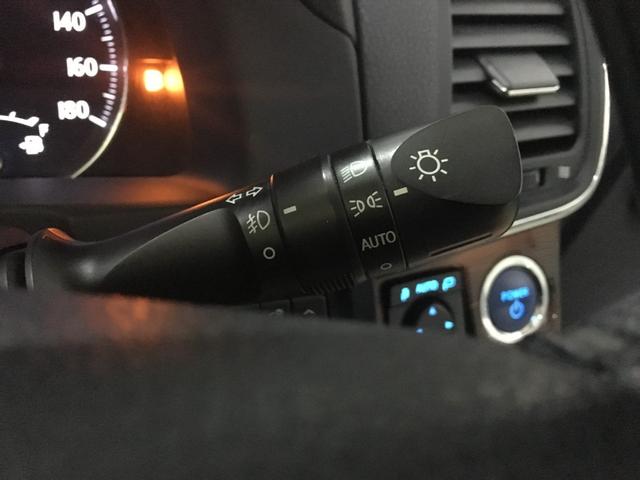 クラウンハイブリッド ロイヤルサルーン　バックカメラ　シートヒーター　純正ＨＤＤナビ　フルセグ　ＤＶＤ再生　ＢＴオーディオ　ＵＳＢポート　ＨＩＤヘッド　ＬＥＤフォグ　ビルトインＥＴＣ　スマートキー　ステアスイッチ　パワーシート　ソナー（58枚目）