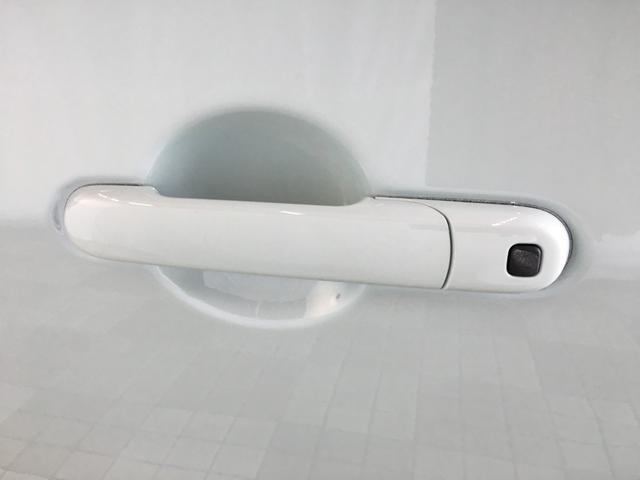 アルトラパンショコラ Ｇ　バックカメラ　純正ナビ　ワンセグ　ＢＴオーディオ　ＡＵＸ端子　ＳＤ再生　スマートキー　プッシュスタート　ＨＩＤヘッドライト　オートライト　レザーシート　エコアイドル　シートリフター　タイミングチェーン（24枚目）