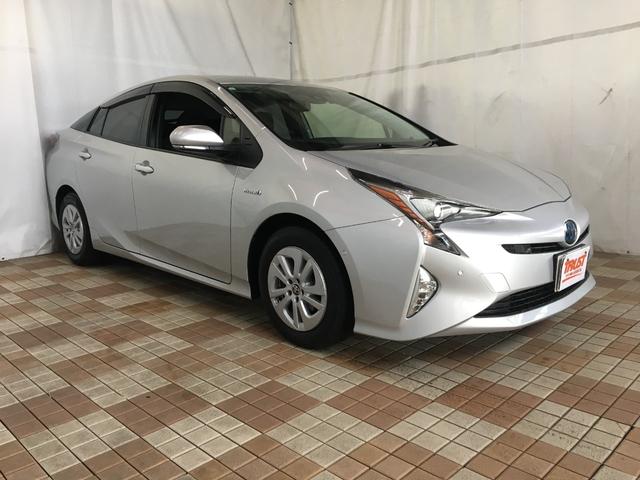 プリウス Ｓセーフティプラス　関東仕入れ　ワンオーナー　ＴＳＳ　バックカメラ　９インチナビ　フルセグ　ＤＶＤ再生　ＢＴオーディオ　ＨＵＤ　パーキングアシスト　ソナー　ビルトＥＴＣ２．０　純正ドラレコ　ＬＥＤヘッド　クルコン（2枚目）