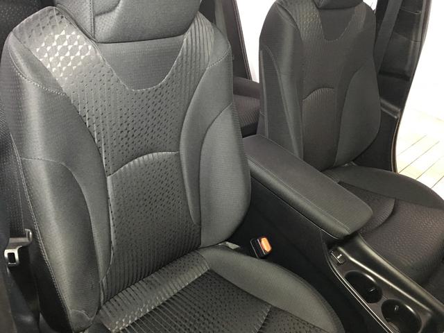 プリウス Ｓセーフティプラス　関東仕入れ　ワンオーナー　ＴＳＳ　バックカメラ　９インチナビ　フルセグ　ＤＶＤ再生　ＢＴオーディオ　ＨＵＤ　パーキングアシスト　ソナー　ビルトＥＴＣ２．０　純正ドラレコ　ＬＥＤヘッド　クルコン（13枚目）