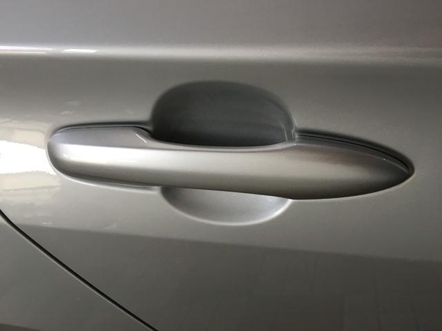 プリウス Ｓセーフティプラス　関東仕入れ　ワンオーナー　ＴＳＳ　バックカメラ　９インチナビ　フルセグ　ＤＶＤ再生　ＢＴオーディオ　ＨＵＤ　パーキングアシスト　ソナー　ビルトＥＴＣ２．０　純正ドラレコ　ＬＥＤヘッド　クルコン（22枚目）