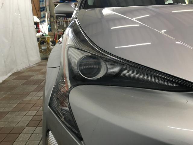 プリウス Ｓセーフティプラス　関東仕入れ　ワンオーナー　ＴＳＳ　バックカメラ　９インチナビ　フルセグ　ＤＶＤ再生　ＢＴオーディオ　ＨＵＤ　パーキングアシスト　ソナー　ビルトＥＴＣ２．０　純正ドラレコ　ＬＥＤヘッド　クルコン（27枚目）