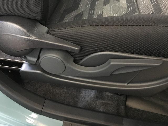 タフト Ｘ　届出済未使用車　アップグレードパック　スマートアシスト　ガラスルーフ　ＬＥＤヘッドライト　リバース連動リヤワイパー　スマートキー２個　プッシュスタート　シートリフター　電動パーキング（25枚目）