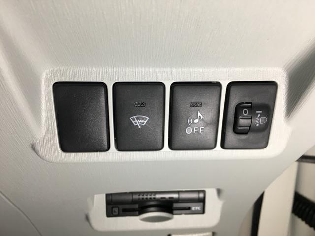 TOYOTA PRIUS ALPHA S