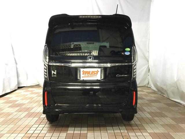 N-BOXカスタム G・Lホンダセンシング 新品夏タイヤ シーケンシャルウインカー バックカメラ フルセグ BTオーディオ DVD再生 社外ナビ シートヒーター LEDヘッド LEDフォグ パワースライドドア レーダークルーズ ビルトインETC(6枚目)