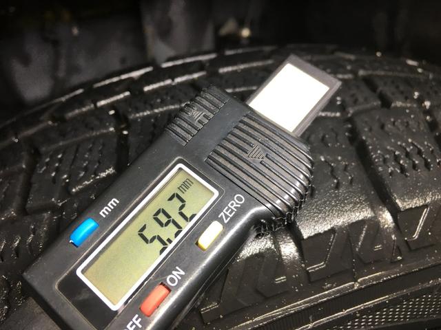 デイズ Ｘ　フルセグ　ＣＤ　ハンズフリー　ＡＵＸ　　純正ナビ　アラウンドビューモニター　スマートキー　プッシュスタート　オートミラー　アームレスト　シートリフター　アイドリングストップ　ベンチシート（40枚目）