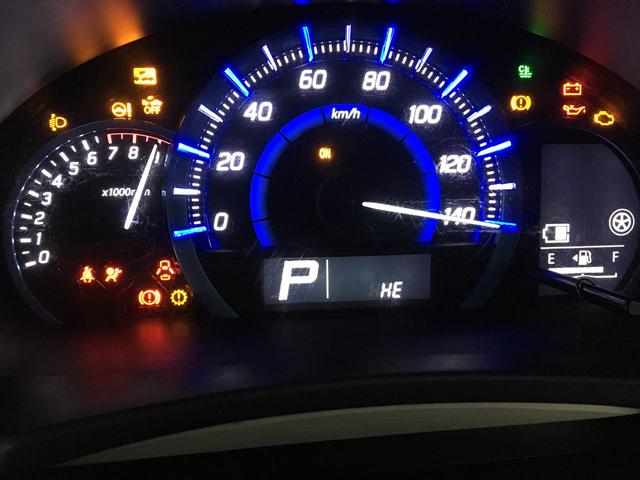 ワゴンＲ ＦＺ　レーダーブレーキサポート　ＣＤオーディオ　ＡＵＸ　ドアミラーウインカー　ＨＩＤヘッドライト　スマートキー２個　プッシュスタート　オートライト　運転席シートヒーター　アイドリングストップ　Ｓエネチャージ（17枚目）