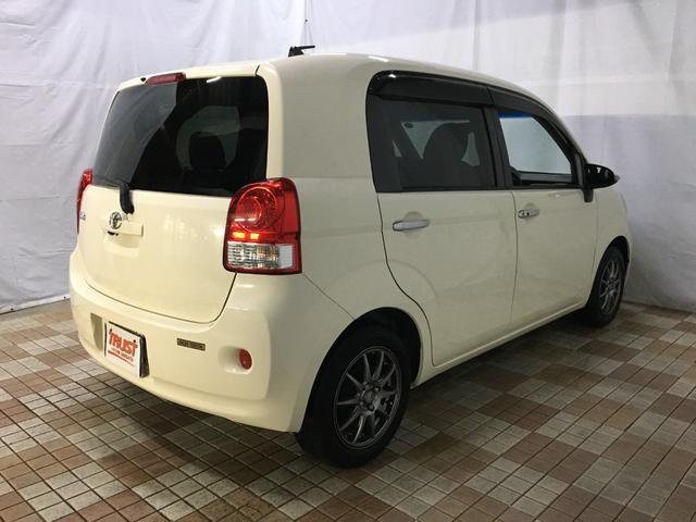 ポルテ Ｆ　バックカメラ　ナビ　地デジ　ＥＴＣ　パワースライドドア　フロントフォグ　スマートキー２個　プッシュスタート　アームレスト　シートリフター　１５インチ社外アルミホイール（4枚目）