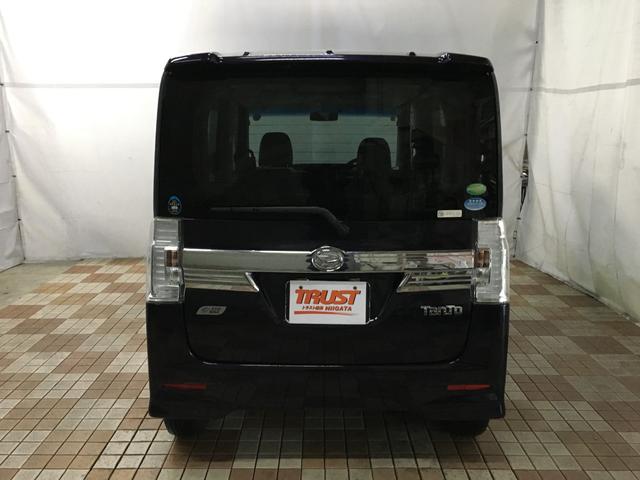 タント カスタムＸ　トップエディションＳＡ　純正ナビ　フルセグ　ＤＶＤ再生　ＢＴオーディオ　バックカメラ　ステアリングスイッチ　ＥＴＣ　左パワースライドドア　ＬＥＤヘッドライト　フォグランプ　オートライト　サンシェード　純正１４インチアルミ（6枚目）