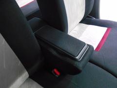 ☆★☆★納得の内外装仕上げ済み車☆★☆★トラストでは外装の修理はもちろん、内装汚れやシートシミの除去、フロアマットの洗浄等行ってから販売しております！ 6