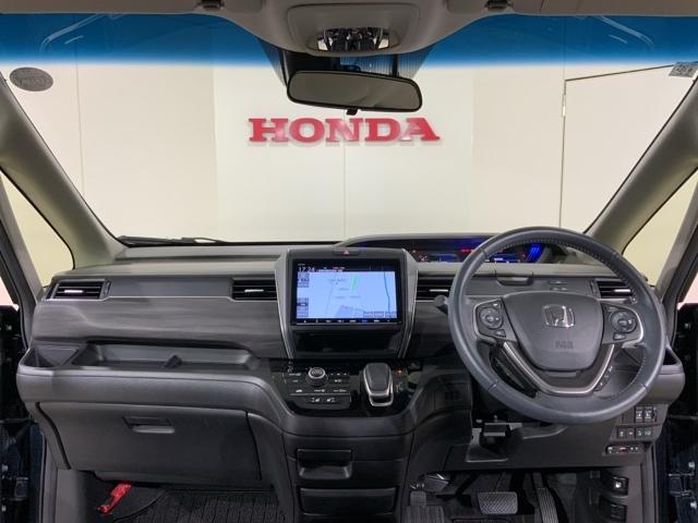 フリードハイブリッド ハイブリッド・Ｇホンダセンシング　いまコレ＋新品マット付ＭナビＲカメラＥＴＣＬＥＤ　軽減ブレーキ　キーフリーシステム　記録簿　ＤＶＤ再生可能　ＥＣＯＮ　後カメラ　Ａクルーズ　地デジフルセグＴＶ　ＬＥＤヘッドランプ　シートＨ　横滑防止（25枚目）