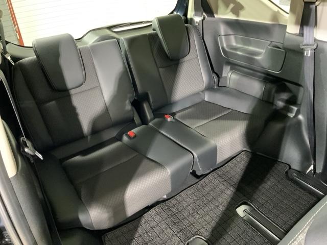 フリードハイブリッド ハイブリッド・Ｇホンダセンシング　いまコレ＋新品マット付ＭナビＲカメラＥＴＣＬＥＤ　軽減ブレーキ　キーフリーシステム　記録簿　ＤＶＤ再生可能　ＥＣＯＮ　後カメラ　Ａクルーズ　地デジフルセグＴＶ　ＬＥＤヘッドランプ　シートＨ　横滑防止（31枚目）