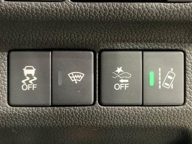 フリードハイブリッド ハイブリッド・Ｇホンダセンシング　いまコレ＋新品マット付ＭナビＲカメラＥＴＣＬＥＤ　軽減ブレーキ　キーフリーシステム　記録簿　ＤＶＤ再生可能　ＥＣＯＮ　後カメラ　Ａクルーズ　地デジフルセグＴＶ　ＬＥＤヘッドランプ　シートＨ　横滑防止（39枚目）