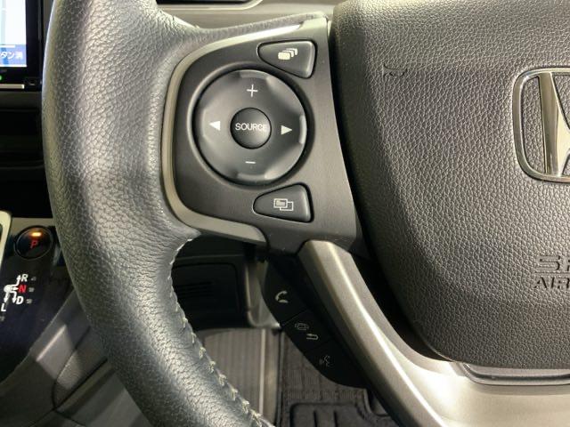 フリードハイブリッド ハイブリッド・Ｇホンダセンシング　いまコレ＋新品マット付ＭナビＲカメラＥＴＣＬＥＤ　軽減ブレーキ　キーフリーシステム　記録簿　ＤＶＤ再生可能　ＥＣＯＮ　後カメラ　Ａクルーズ　地デジフルセグＴＶ　ＬＥＤヘッドランプ　シートＨ　横滑防止（41枚目）