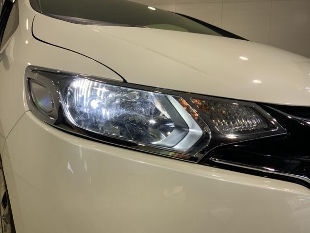 フィット １３Ｇ・Ｆパッケージ　いまコレ＋新品マット付ＭナビＲカメラＥＴＣ　イモビ　スマ－トキ－　記録簿有り　ＶＳＡ　ＥＴＣ付き　助手席エアバッグ　オートエアコン　エアバック　ＰＳ　キ－フリ－　１セグ　ＰＷ　ＡＢＳ　ＴＶナビ（18枚目）