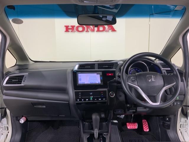 フィット １３Ｇ・Ｆパッケージ　いまコレ＋新品マット付ＭナビＲカメラＥＴＣ　イモビ　スマ－トキ－　記録簿有り　ＶＳＡ　ＥＴＣ付き　助手席エアバッグ　オートエアコン　エアバック　ＰＳ　キ－フリ－　１セグ　ＰＷ　ＡＢＳ　ＴＶナビ（20枚目）