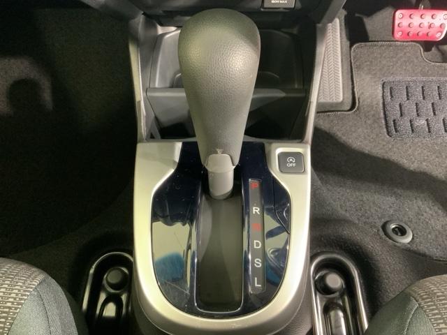 フィット １３Ｇ・Ｆパッケージ　いまコレ＋新品マット付ＭナビＲカメラＥＴＣ　イモビ　スマ－トキ－　記録簿有り　ＶＳＡ　ＥＴＣ付き　助手席エアバッグ　オートエアコン　エアバック　ＰＳ　キ－フリ－　１セグ　ＰＷ　ＡＢＳ　ＴＶナビ（23枚目）