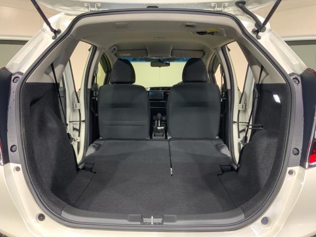 フィット １３Ｇ・Ｆパッケージ　いまコレ＋新品マット付ＭナビＲカメラＥＴＣ　イモビ　スマ－トキ－　記録簿有り　ＶＳＡ　ＥＴＣ付き　助手席エアバッグ　オートエアコン　エアバック　ＰＳ　キ－フリ－　１セグ　ＰＷ　ＡＢＳ　ＴＶナビ（28枚目）