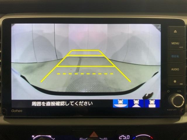 フィット ｅ：ＨＥＶクロスター　いまコレ＋新品マット付ＭナビＲカメラＥＴＣ　衝突回避システム　フルオートエアコン　前後センサー　ＬＥＤランプ　エアバッグ　サイドエアバック　地デジ　オートクルーズコントロール　ＶＳＡ　バックカメラ（6枚目）