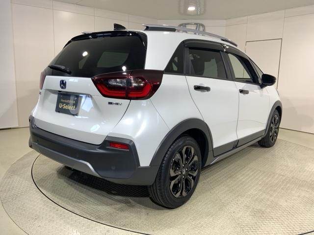 フィット ｅ：ＨＥＶクロスター　いまコレ＋新品マット付ＭナビＲカメラＥＴＣ　衝突回避システム　フルオートエアコン　前後センサー　ＬＥＤランプ　エアバッグ　サイドエアバック　地デジ　オートクルーズコントロール　ＶＳＡ　バックカメラ（15枚目）